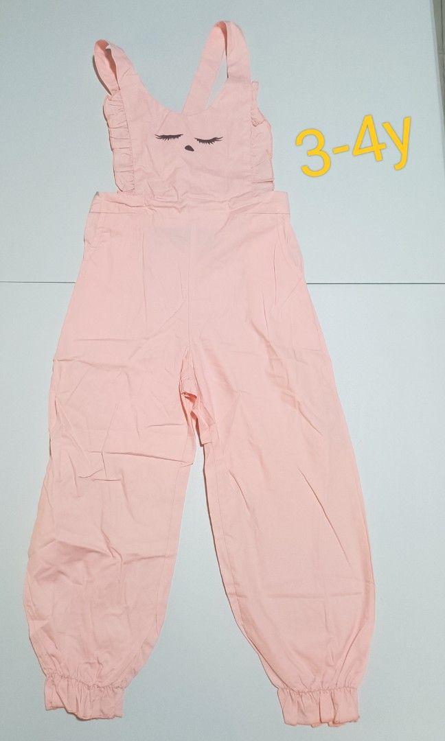 Jumpsuit kids peach (Category: Babies & Kids Fashion) located in Tumauini. Submitted by kk_323 (Listing ID 1341813918, Image 1). Description: .