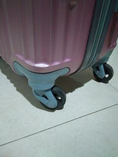 (Kategori: ) berada di . Dikirim oleh stuffbysr (ID iklan 1341956610, Gambar 1). Deskripsi: .