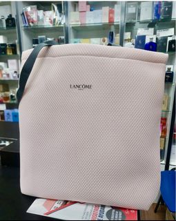 (Category: ) located in . Submitted by decantcoperfumes (Listing ID 1341898747, Image 1). Description: .