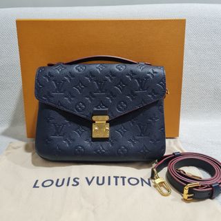Pochette metis empreinte For Sale Luxury Carousell Singapore