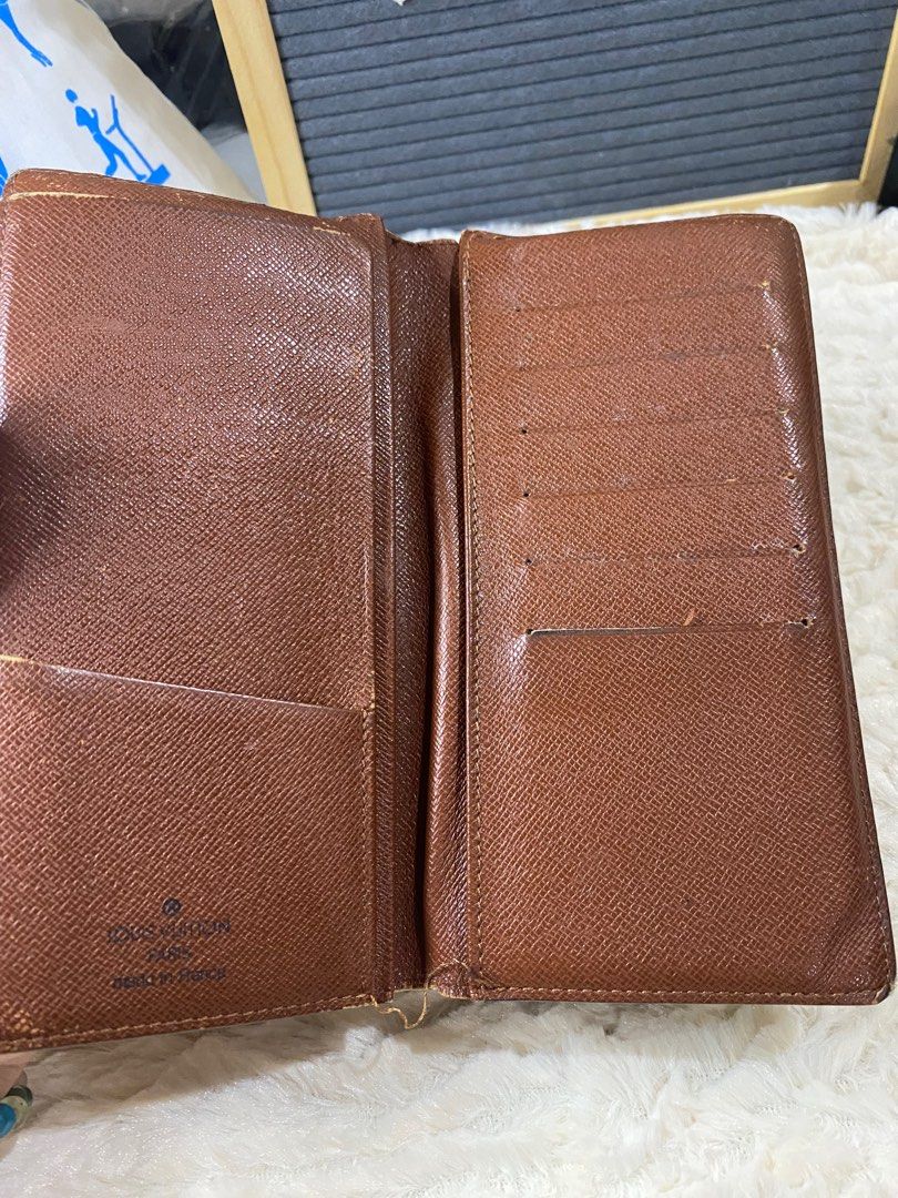 lv project wallet (Category: Luxury Bags & Wallets) located in Antipolo. Submitted by prelovedcloseta (Listing ID 1341930854, Image 3). Description: auth lv wallet signs of usage as seen sa post project means may need gawin o may issue .