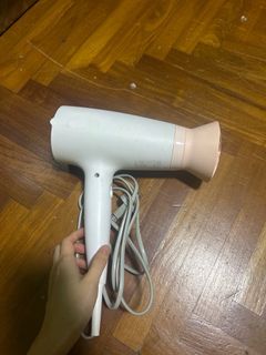 (Category: ) located in . Submitted by prettaylady (Listing ID 1341901332, Image 1). Description: .