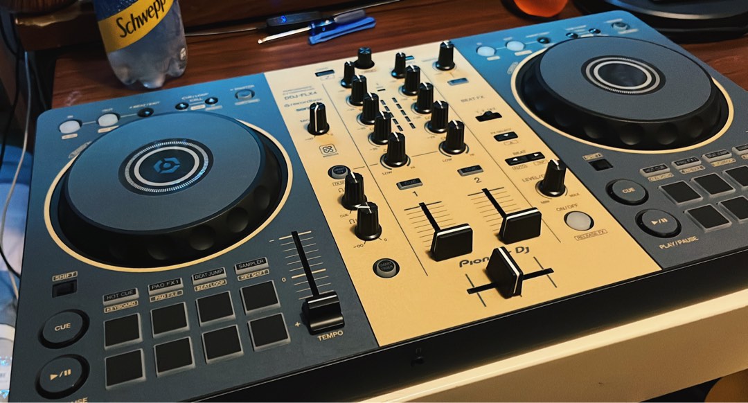 租 Rent | Pioneer DJ 先鋒 DDJ FLX-4 FLX4 超靚仔 打碟 捽碟 Mixer Controller 使用意大利 ...