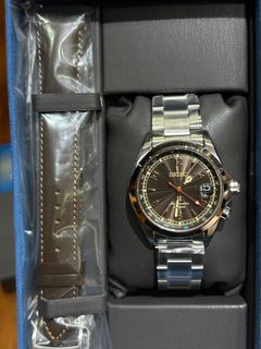 (Category: ) located in . Submitted by grail_luxury (Listing ID 1341800202, Image 1). Description: .