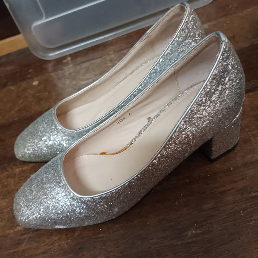 Silver Round Toe Sequin Shoes (Category: Heels) located in Quezon City. Submitted by dphnhere (Listing ID 1341850363, Image 2). Description: Silver Round Toe Sequin Shoes with 2-inch Heels *Size 5, but can be a tight fit for size 6 Feet.