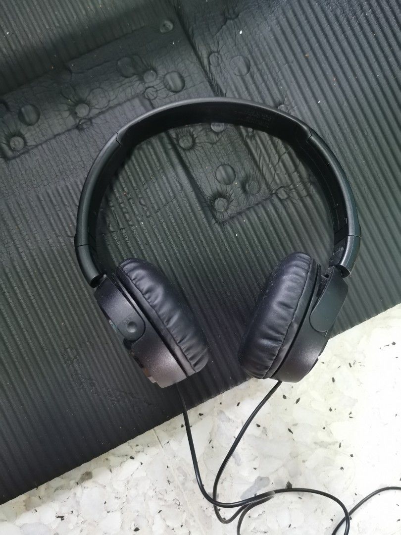 Sony wired head phone65561072859779110