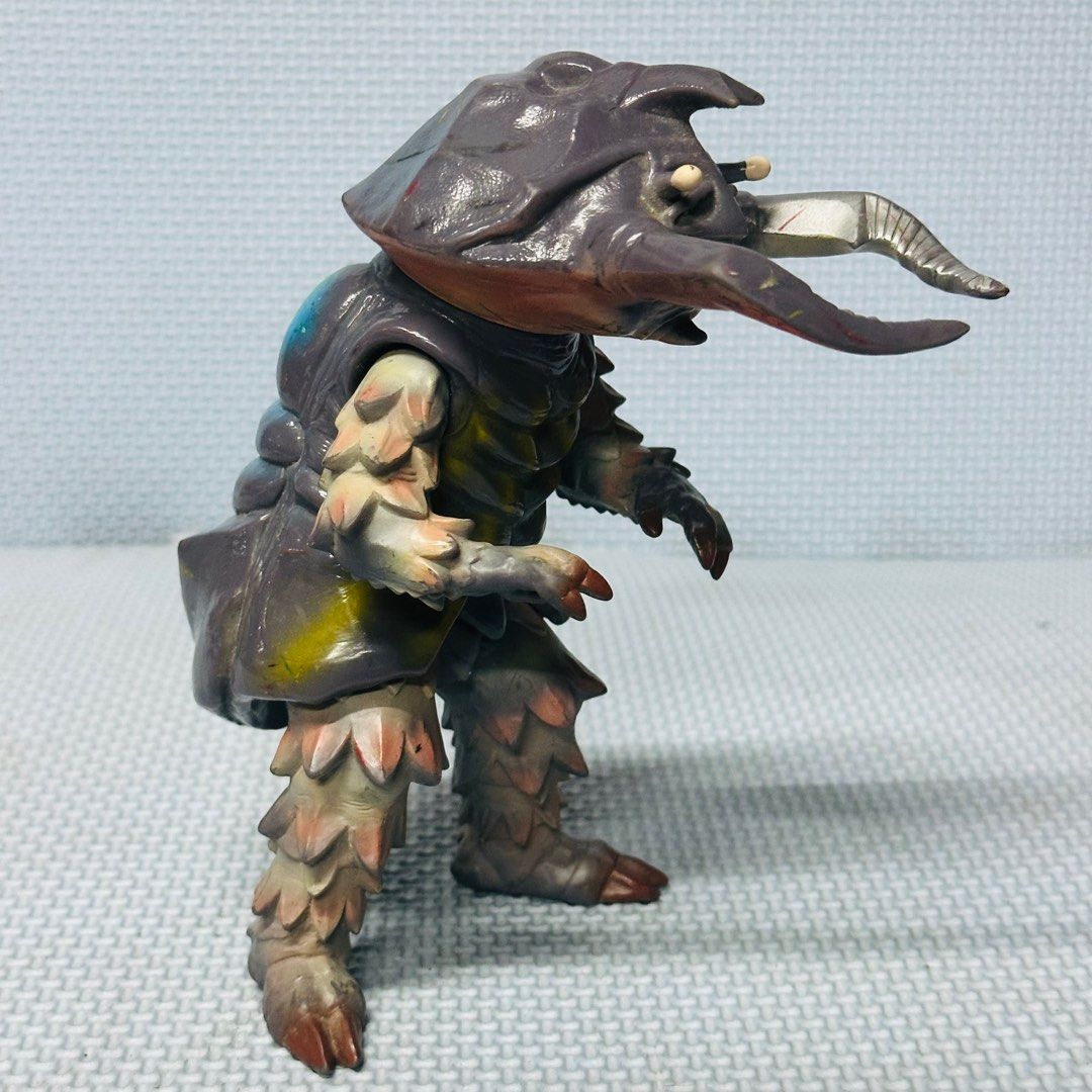 ULTRA MONSTER ANTLER / ANTLAR Bandai 2005 Ultraman Action Figure Toy Soft Vinyl - PreOwned / Used (Category: Figurines & Statues) located in Candon. Submitted by deign.garage.shop (Listing ID 1341925422, Image 1). Description: 💥 ULTRA MONSTER ANTLER / ANTLAR 💥 ✅ Bandai 2005 Ultraman Action Figure Toy ✅ Soft Vinyl - PreOwned / Used ✅ from Japan Box, Rare Collectible 🚚 COD via Xhopee / Bus / LBC.