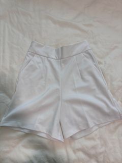 (Category: ) located in . Submitted by cerealbunny (Listing ID 1341841664, Image 1). Description: .
