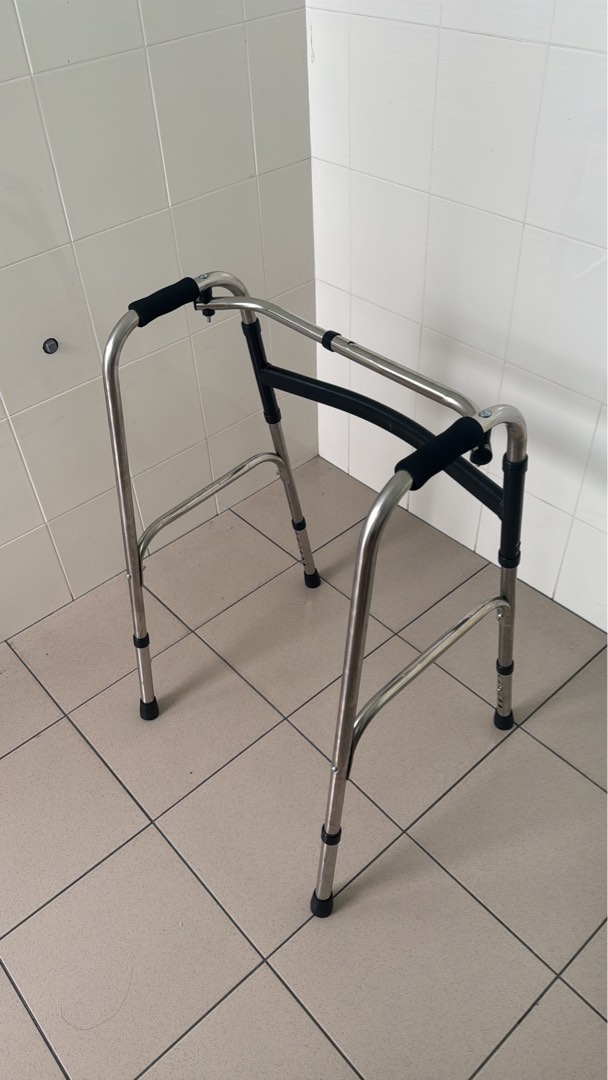 Adult Walker for the Elderly / Walking / Tongkat, Health & Nutrition ...