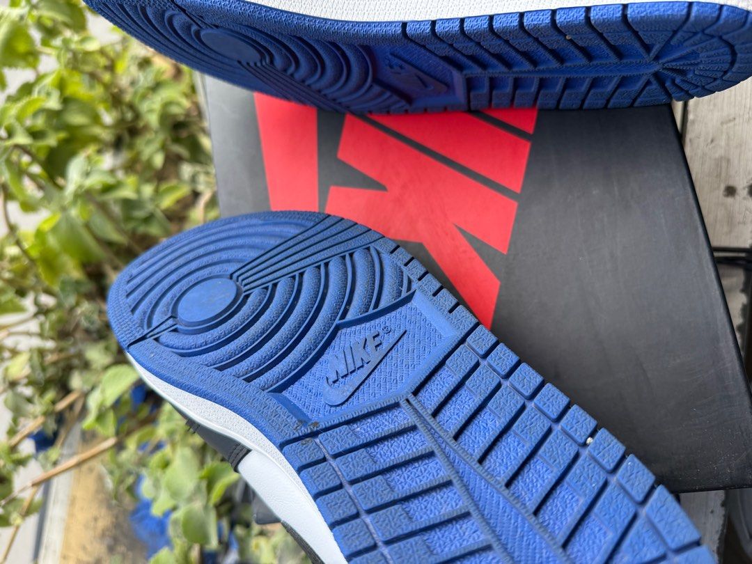 AIR JORDAN 1 RETRO HIGH OG (Category: Sneakers) located in Navotas City. Submitted by dgail (Listing ID 1341966898, Image 3). Description: AIR JORDAN 1 RETRO HIGH OG BLACK/BLUE/WHITE SIZE US 8 Used twice With box and receipt from Titan RFS: decluttering Payment: bank transfer/gcash .