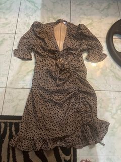 (Category: ) located in . Submitted by betchayboutique (Listing ID 1341973098, Image 1). Description: .