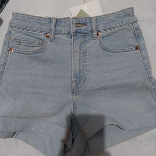 (Category: ) located in . Submitted by vanvsa (Listing ID 1342137519, Image 1). Description: .