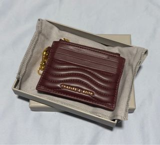 (Category: ) located in . Submitted by Erina_Wardrobe (Listing ID 1342065181, Image 1). Description: .
