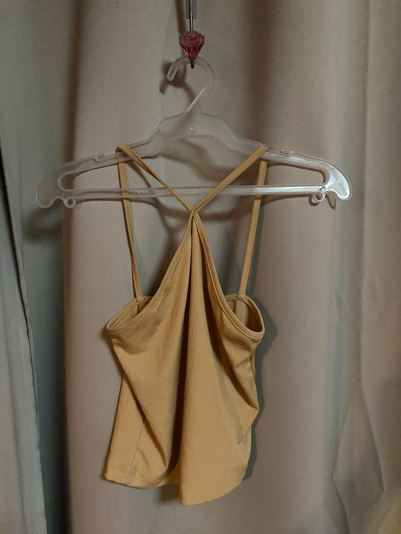 Get All: Assorted Crop Tops (Category: Sleeveless) located in Quezon City. Submitted by msamval (Listing ID 1342138420, Image 3). Description: Assorted Crop Top - get all for 350 - size: xs/s - only one is brandsd: terranova backless top.