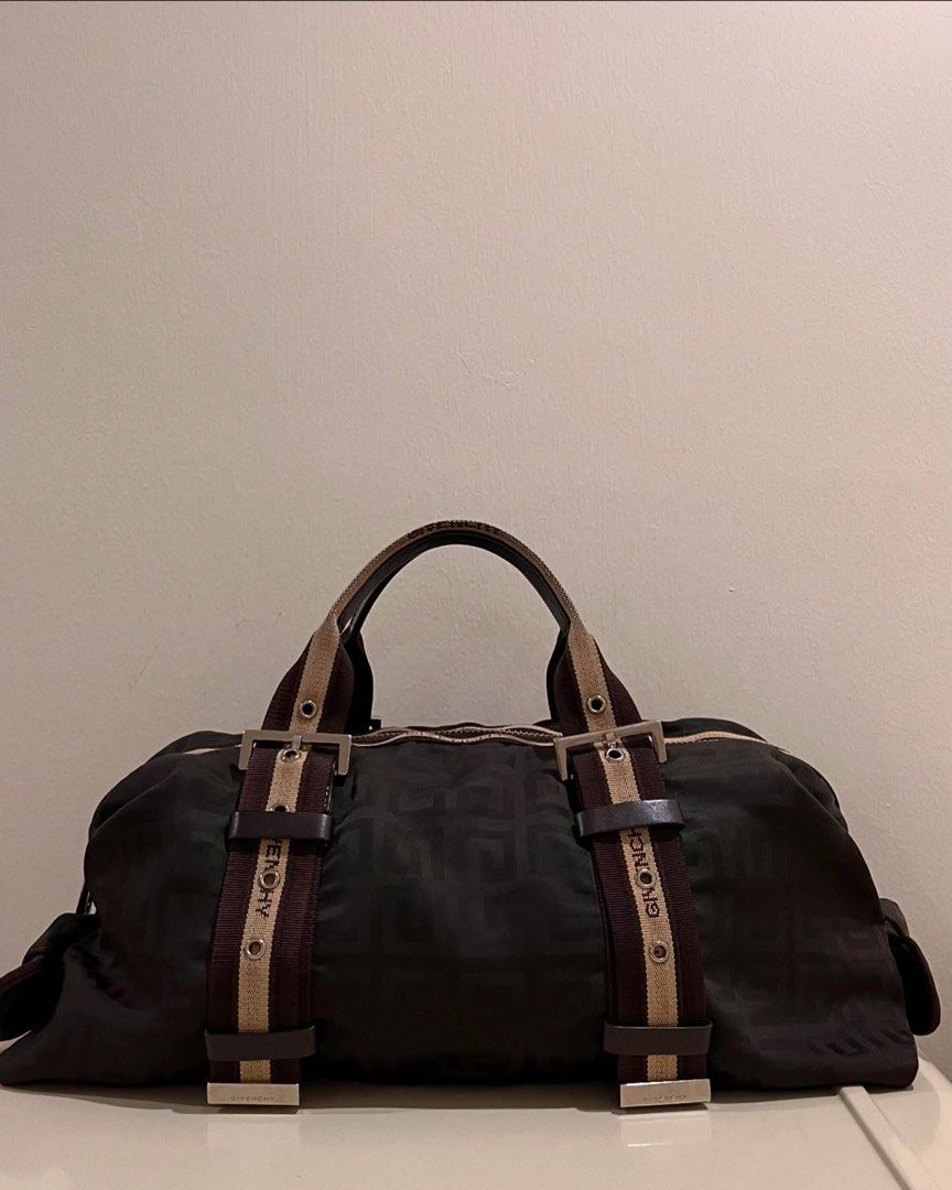 Givenchy nylon ,leather & canvas bow bag (Category: Luxury Bags & Wallets) located in Pasig City. Submitted by sherrine1017 (Listing ID 1342131761, Image 1). Description: Authentic No inclusions, bag only.