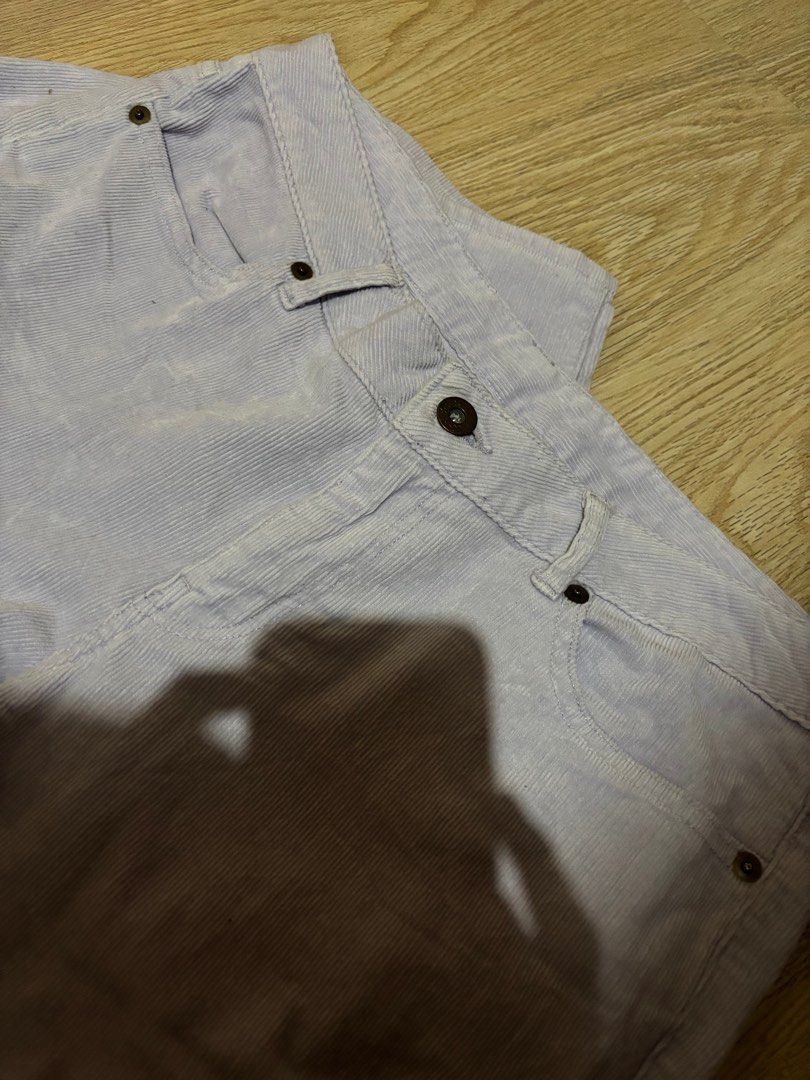 GU by Uniqlo corduroy (Category: Jeans) located in Pasig City. Submitted by maanspreloved (Listing ID 1342037227, Image 3). Description: GU by Uniqlo Size 33-39 Length 41 XL on tag straight cut corduroy Color is powder lilac in person .