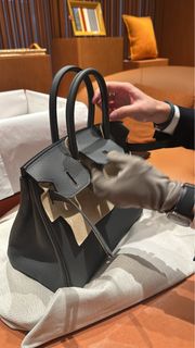 （分類：）位於 。 由 lostnfound2024 提交（商品編號 1342068668，圖片 1）。簡介： 。