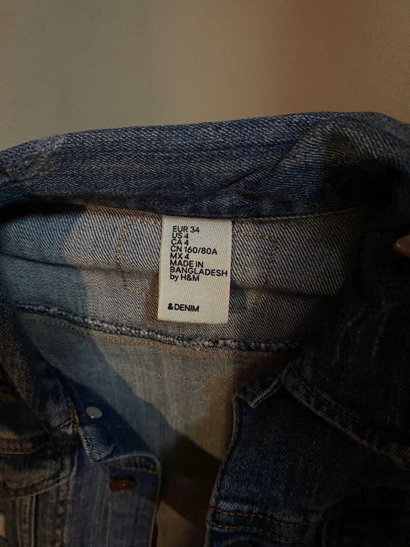 H&M Denim Jacket (Category: Coats, Jackets and Outerwear) located in Quezon City. Submitted by msamval (Listing ID 1342138636, Image 2). Description: H&M tattered denim jacket - eur 34.