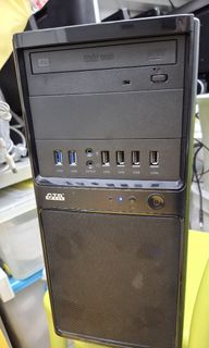 Computadora i7 16 GB con tarjeta gráfica dedicada y 1 TB