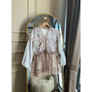 (Kategori: ) berada di . Dikirim oleh galerishana (ID iklan 1342064548, Gambar 1). Deskripsi: .