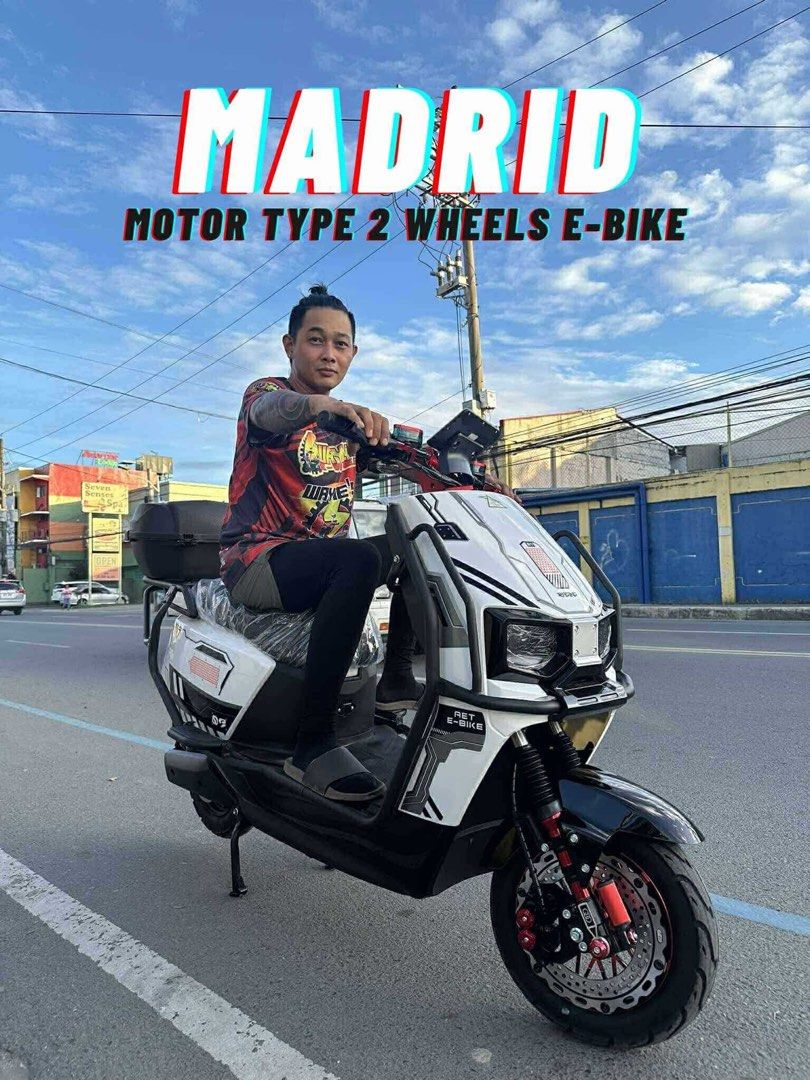 MADRID MOTOR TYPE E-SCOOTER 2000WATTS (Category: Bicycles) located in Marikina City. Submitted by keionlines85428 (Listing ID 1342108163, Image 3). Description: New Arrival😎 NAPAKA ANGAS🔥🔥 ⭐️ MADRID MOTOR TYPE E-SCOOTER 2000WATTS 😎 ‼️₱ 32,000 🆓FREE NUTSHELL TYPE HELMET🆓 Specifications: •Front and Rear: Hydraulic Disc brakes •Distance Range: 20-40km •Tire: 3.0 X 10.0 Tubeless •Capacity: 200kg load weight •Battery: 60v/20ah •Charging Time: 8-
