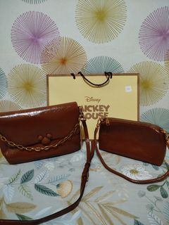 (Kategori: ) berada di . Dikirim oleh thrift_by_dee (ID iklan 1342144777, Gambar 1). Deskripsi: .