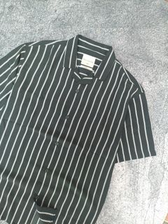 (Kategori: ) berada di . Dikirim oleh gethigh_secondhand (ID iklan 1342055979, Gambar 1). Deskripsi: .
