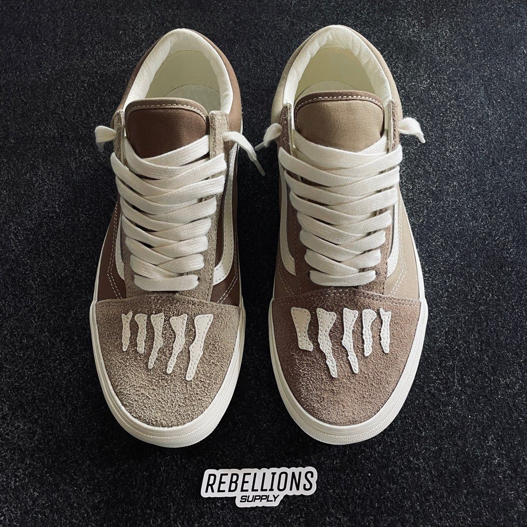 VANS OLD SKOOL X MR SABOTAGE BROWN, Fesyen Pria, Sepatu