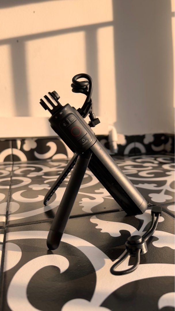 Volta - Camera Battery Grip/ Tripod / Remote62863066851459112