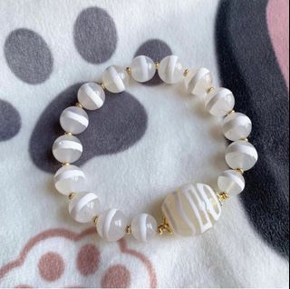 ▪️White Ice Glossy Daruo - Pacify, Increase, Attract, Subjugate▪64214998853761110