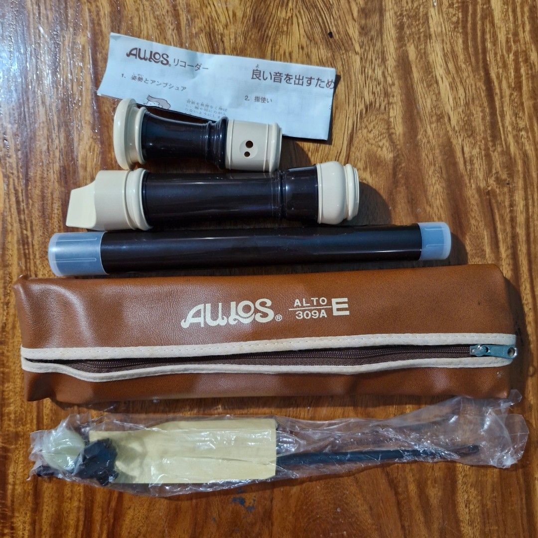 Aulos Alto 309A-E (Category: Musical Instruments) located in Paranaque City. Submitted by chercami (Listing ID 1342222064, Image 1). Description: Aulos Alto 309A-E The Aulos Alto 309A-E is a type of alto recorder, a woodwind instrument similar to a flute. Recorder Characteristics 1. *Fipple (whistle-like) mouthpiece*: Air flows through a narrow window, creating sound. 2. *Simpler fingerings*: Typically, eight finger holes and one thumb hole. 3. *