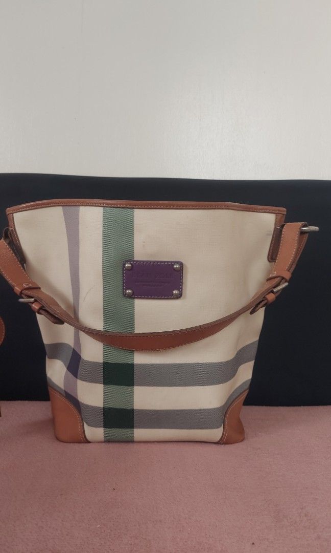Bean Pole (Category: Luxury Bags & Wallets) located in Lucena. Submitted by tintin0607 (Listing ID 1342204912, Image 1). Description: Original Bean Pole. Super Pretty in person.