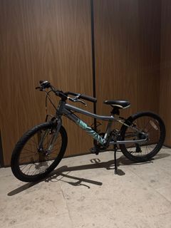 （分類：）位於 。 由 jessebuc 提交（商品編號 1342215597，圖片 1）。簡介： 。