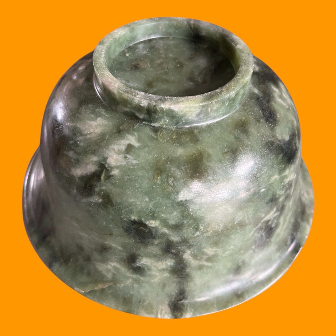 CHINESE SPINACH GREEN JADE BOWL (Category: Vases & Decorative Bowls) located in Quezon City. Submitted by rare21 (Listing ID 1342298509, Image 3). Description: CHINESE SPINACH GREEN JADE BOWL.