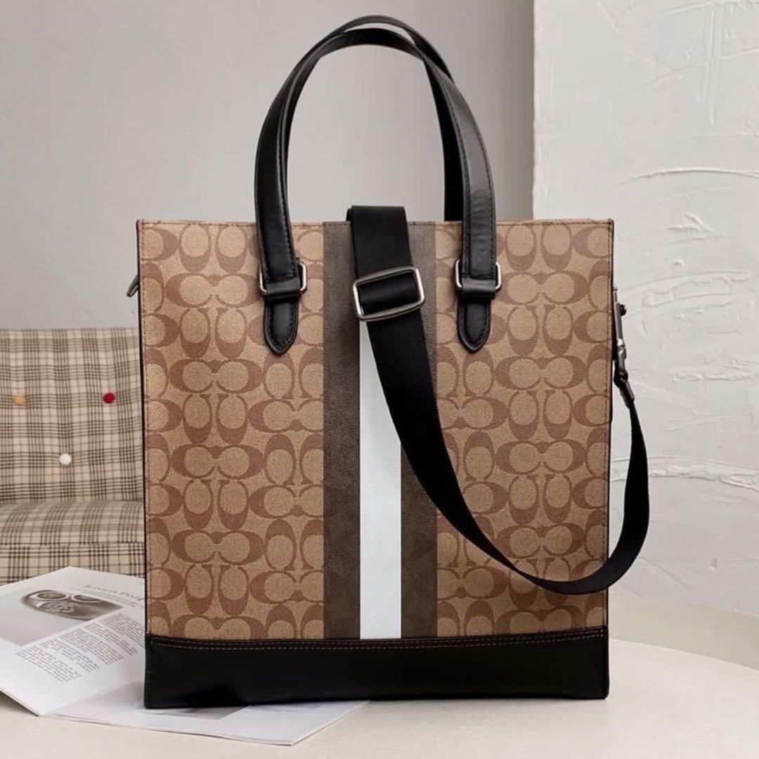 Coach Men s Tote Bag Men s Fashion Bags Sling Bags on Carousell