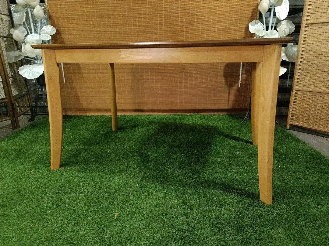 Dining table (Category: Tables & Sets) located in Quezon City. Submitted by matetdevis13 (Listing ID 1342215816, Image 3). Description: 😍 SUPER SOLID!!! NORDIC DESIGN!!! 😍 Elegant Nordic Design Dining Table Good for upto 6-seater, Solid wood, Collapsible Price : 5000 48L x 30W x 28H inches In VERY good condition Code HOMEBOSS 885.