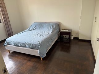 (Category: ) located in . Submitted by authentic.legit (Listing ID 1342184036, Image 1). Description: .