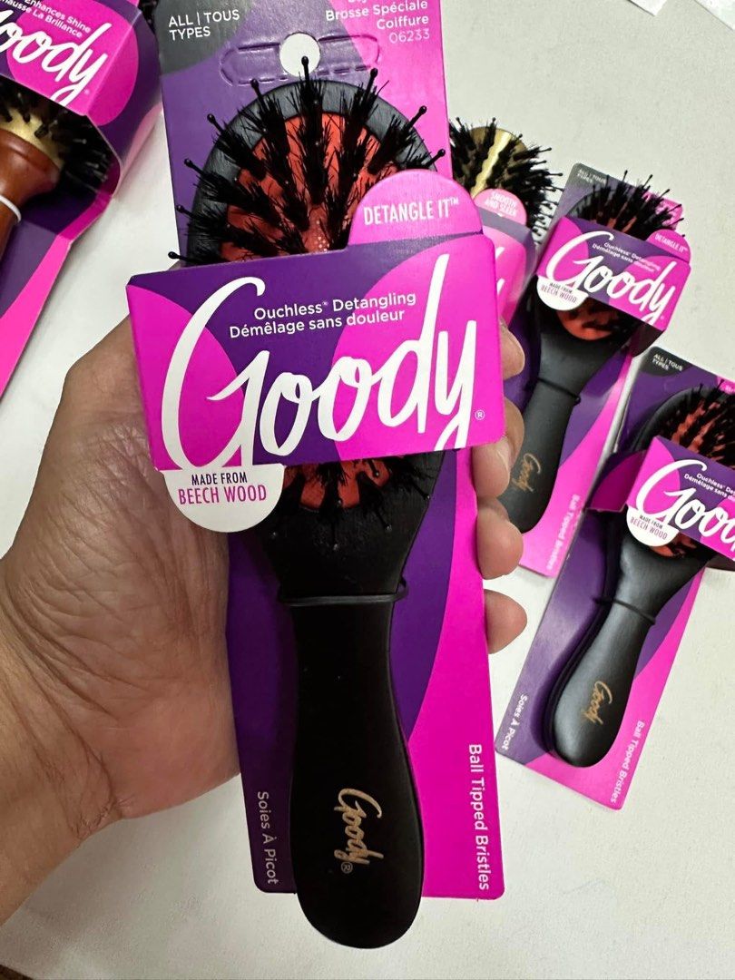 GOODY HAIRBRUSH (Category: Men's Grooming) located in Quezon City. Submitted by shoppingpartners (Listing ID 1342161204, Image 3). Description: STEAL PRICE- GOODY BOAR BRISTLE WITH WOODEN HANDLE PRICE-380 LOCATION-FAIRVIEW LALAMOVE READY Benefits of using Boar Bristle Brush 1. Moisturizing: Boar bristles distribute sebum, the oil produced by your scalp. 2. Stimulating hair growth 3. Exfoliating: Boar bristles can remove dust, dead skin cells, and