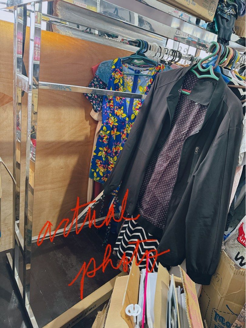 Heavy Duty Steel Clothes Rack (Category: Clothes Drying Rack) located in Quezon City. Submitted by everydayessentialsstudio (Listing ID 1342246757, Image 1). Description: Regular Price: ₱3,200.00 Selling For: ₱2,400.00 Width - 21.5 inches Length - 47 inches Height - 54 inches RFS: Declutterring No damage. Like new. Slightly negotiable. NO FREE SHIPPING. Shipping fee charge to buyer. *Hindi po kasama mga nakahanger na damit..