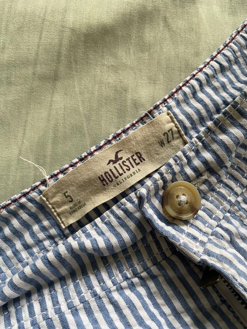 Hollister Shorts (Category: Shorts) located in Santo Tomas. Submitted by catpurrent (Listing ID 1342175057, Image 2). Description: Size 27 on tag.