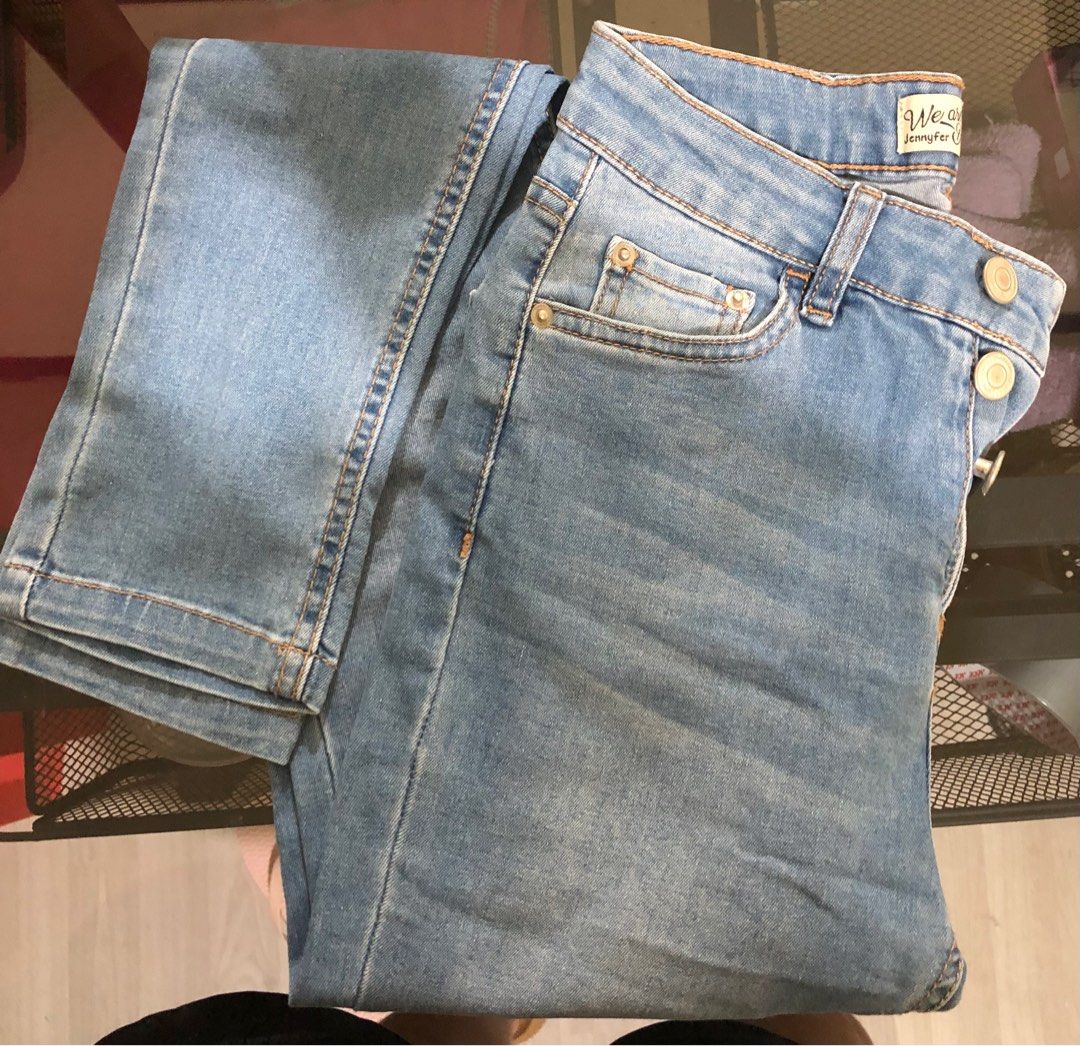 Jennyfer Skinny Jeans (Category: Jeans) located in Manila. Submitted by declutter.ann (Listing ID 1342237581, Image 2). Description: Bought from Qatar Size Euro 34.
