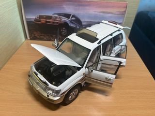 (Category: ) located in . Submitted by yz_scale_models (Listing ID 1342235882, Image 1). Description: .