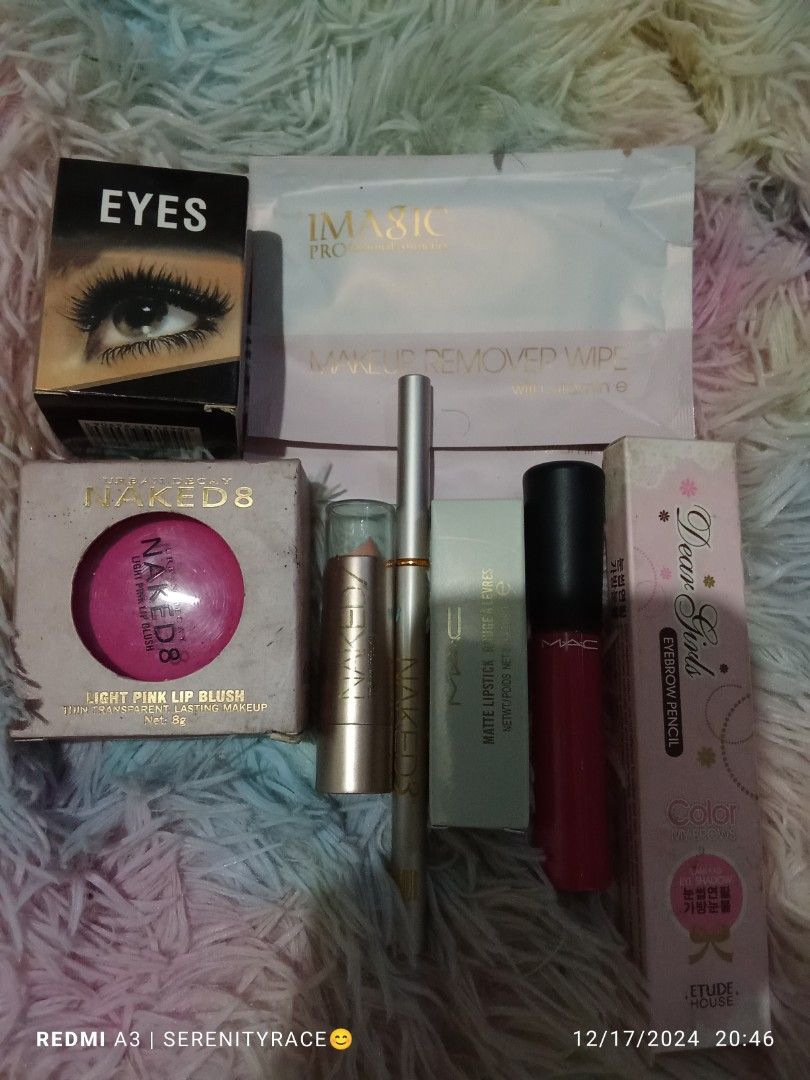 Kikay set bundles (Category: Makeup) located in Las Pinas. Submitted by mommys_koleksyon011 (Listing ID 1342271902, Image 3). Description: Yung my set brush 500 Yung 2 bundle 300 each set. mga Padala lng Po sila.