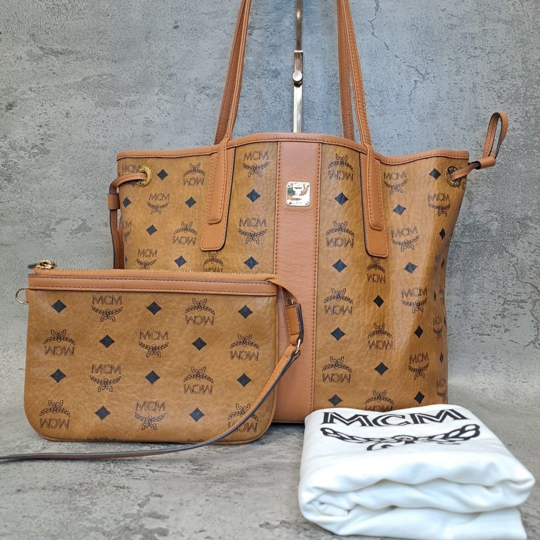 MCM Small Reversible Liz Shopper in Visetos Cognac, Like New, Kelengkapan  Bag, Pouch, Db, Size 29 x 14 x 25cm, Price jt - Main Image