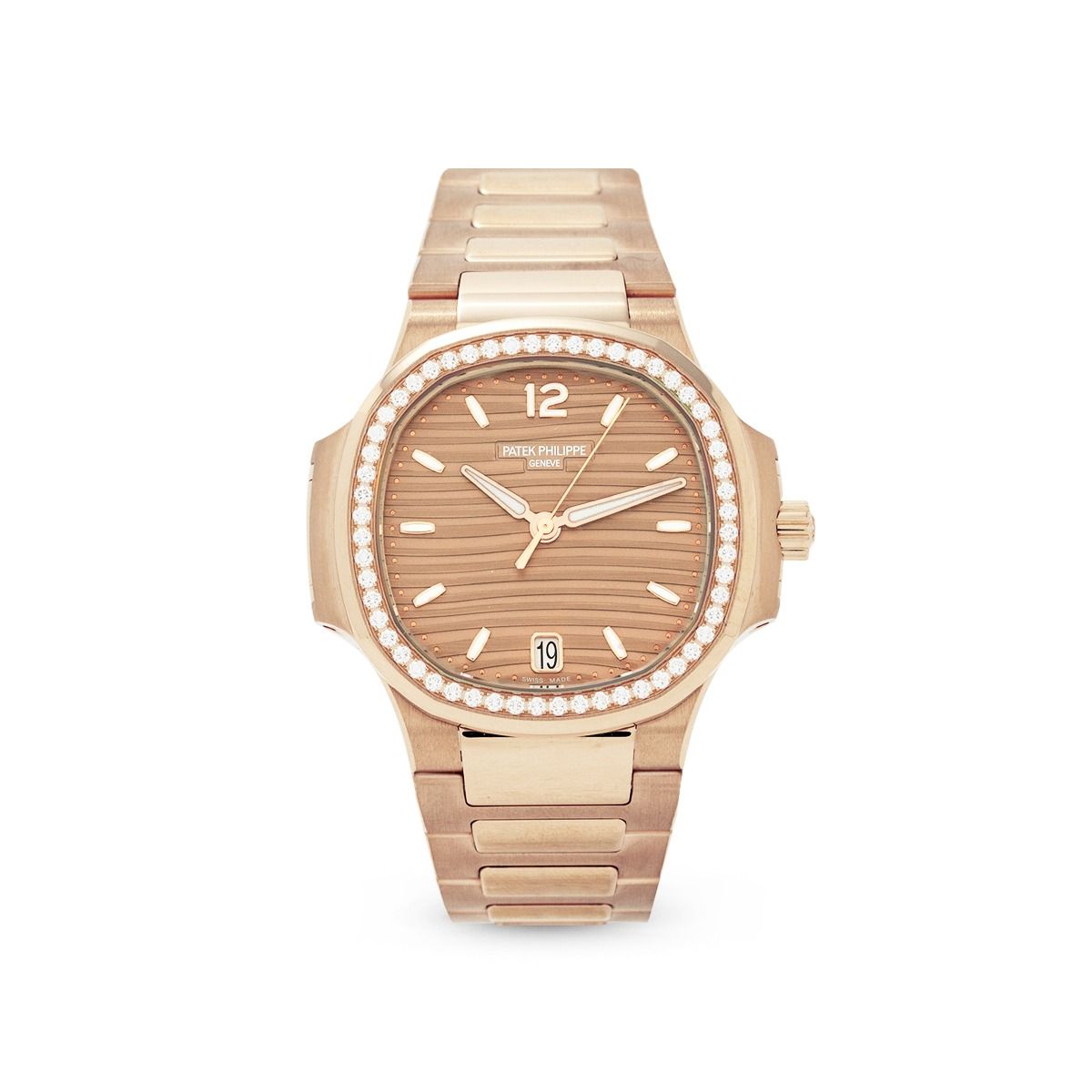 New 2024 Patek Philippe Ladies Nautilus 7118/1200R-010 Champagne (Category: Watches) located in Singapore. Submitted by luxehouze (Listing ID 1272681445, Image 1). Description: Join our Community for special deals and latest arrivals! //bit.ly/LHWatchesSG Patek Philippe Ladies Nautilus 7118/1200R-010 Champagne Please contact us for product availability Watch Details: SKU: 0011692 Condition: New (100%) Dial: Golden Brown Case Diameter: 35.2 mm Yea