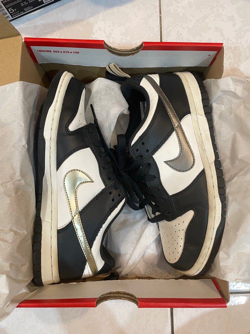 Nike Dunk Low (Category: Sneakers) located in Kuala Lumpur. Submitted by seteyy (Listing ID 1342214521, Image 3). Description: UK 4 | EU 36.5 | CM 23.5.
