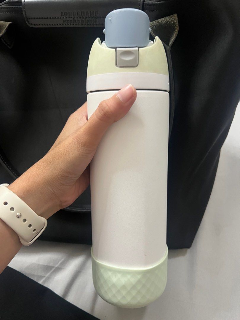 Owala Ice Breeze Used (Category: Water Bottles & Tumblers) located in Quezon City. Submitted by pivotyellowdeclutter (Listing ID 1342249680, Image 1). Description: Has dents and scratches. Straw inside is bent With boot worth 400.