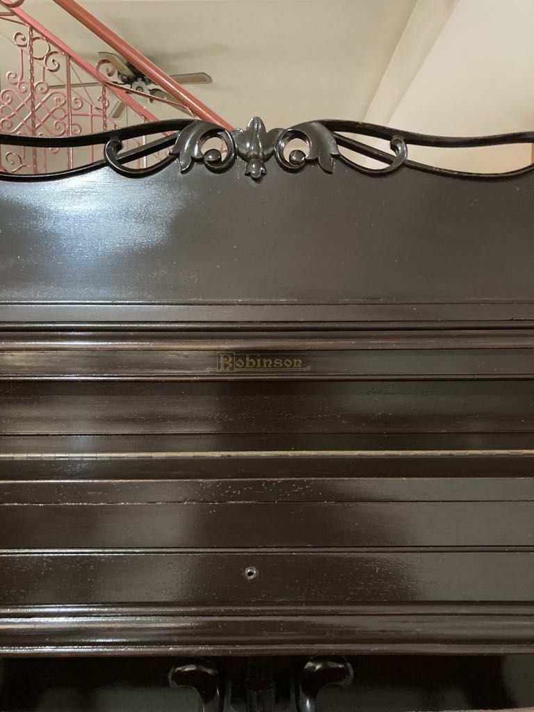 Piano (needs minor repair) (Category: Musical Instruments) located in Muntinlupa City. Submitted by pinknpeach (Listing ID 1342229877, Image 2). Description: As is Needs minor repair, the sound is too soft. I dont know what repair is needed, you may assess when you view the item. Buyer must arrange for pick up in Quezon City. .