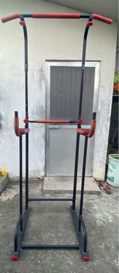 Pull-up bar station, adjustable (Category: Toning & Stretching Accessories) located in Las Pinas. Submitted by 5036gebu (Listing ID 1342192534, Image 1). Description: Sold on an “as-is” and “first to pay gets the item” basis. Item is located in Molino 3, Bacoor Cavite. Pickup and delivery charges to be paid separately by the buyer..