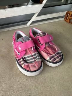 (Category: ) located in . Submitted by irnapreloved (Listing ID 1342208636, Image 1). Description: .